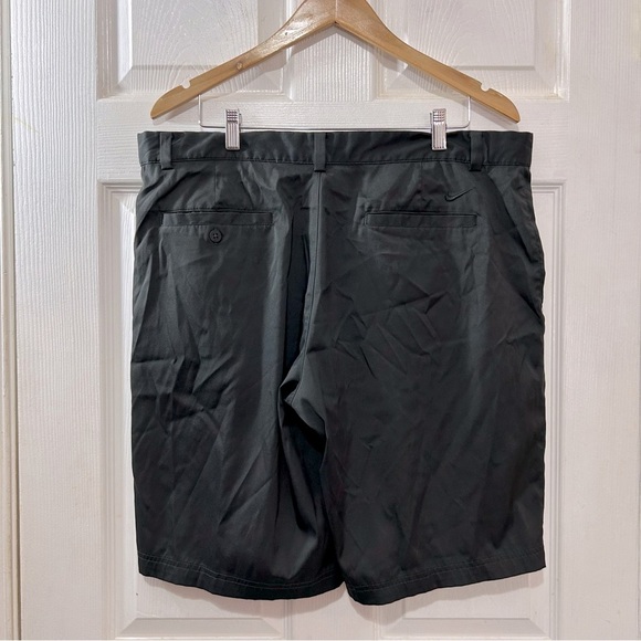 NIKE Golf Men's Shorts Tour Performance Dri-Fit Athletic Sporty Black Size 38 - Picture 9 of 9